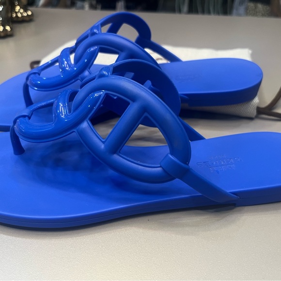 Authentic Hermes rubber flip flops - Picture 5 of 5